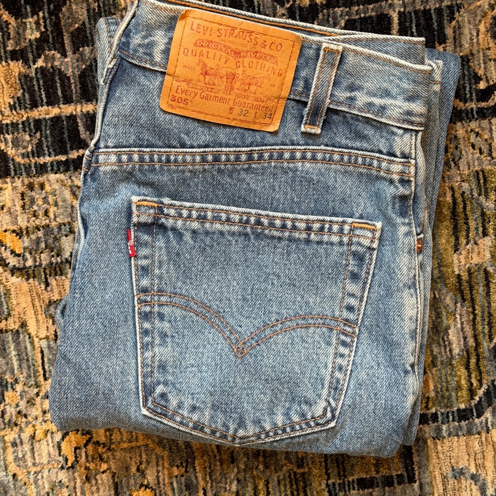 Levi's Classic Straight Men's Blue Jeans